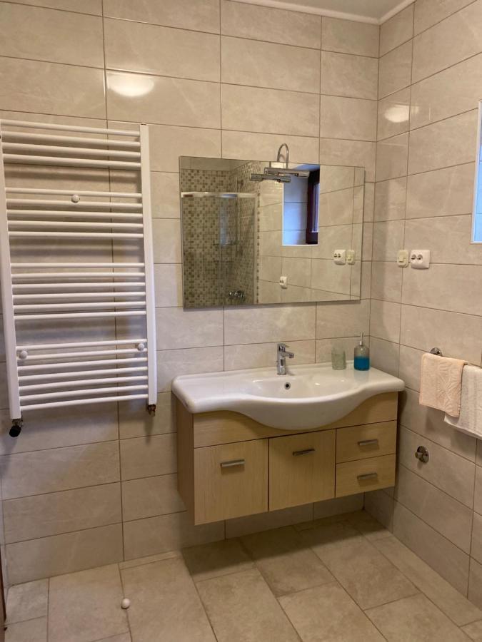 Apartment Mare Krk Milohnici Εξωτερικό φωτογραφία