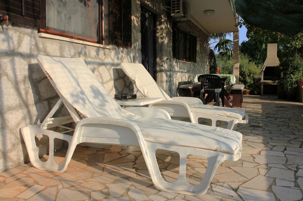 Apartment Mare Krk Milohnici Εξωτερικό φωτογραφία