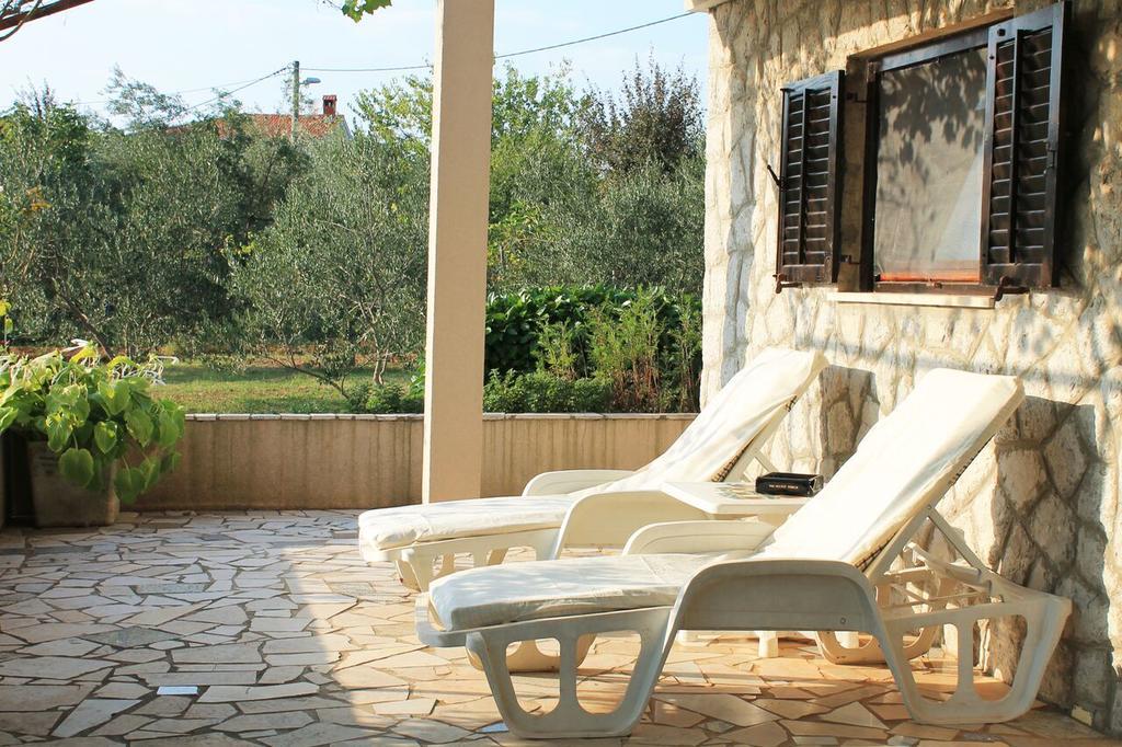 Apartment Mare Krk Milohnici Εξωτερικό φωτογραφία